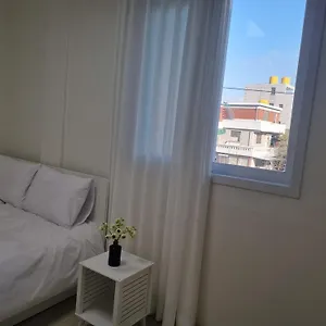 Hongdae Gangnam Line 2 St 1 Min Сеул