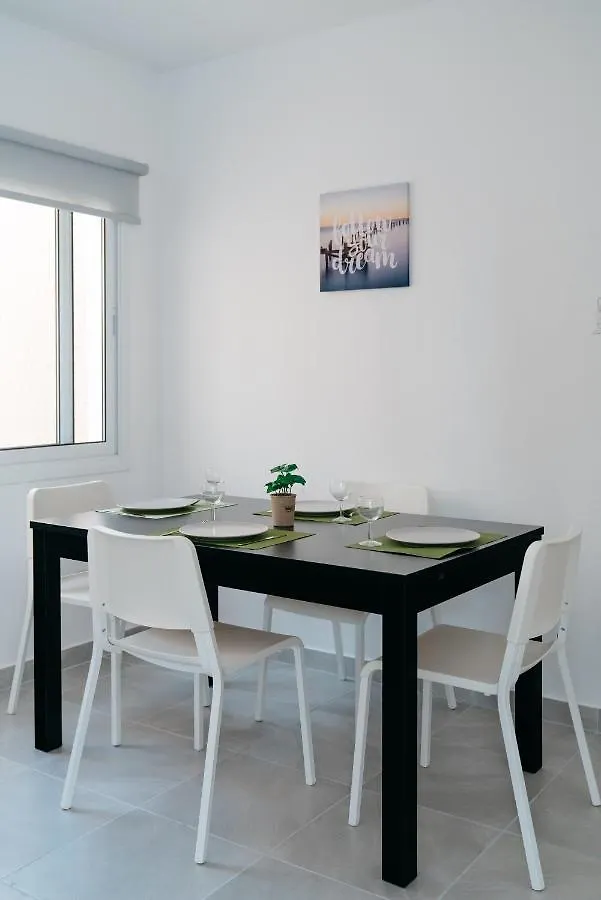 Apartmán Seasunlove Apt. Larnaca